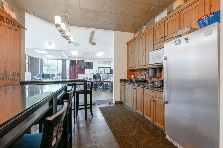 More Photos Of 3215 Old Conejo Rd, Newbury Park Medical For Sale