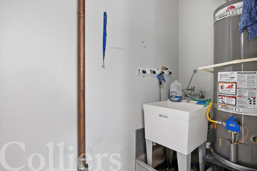 More Photos Of 382 American Ave, Jerome Warehouse For Lease