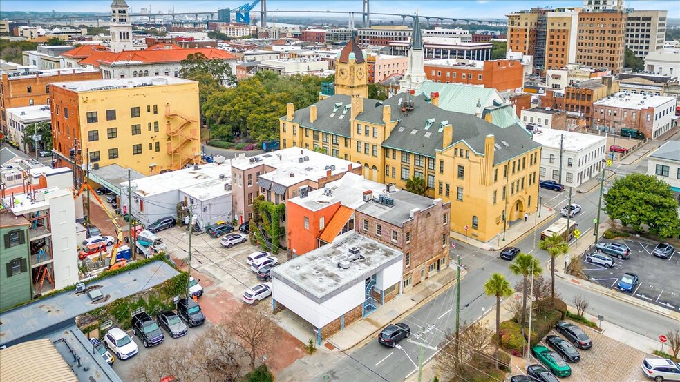 More Photos Of 25 E York St, Savannah Storefront Retail Office For Sale