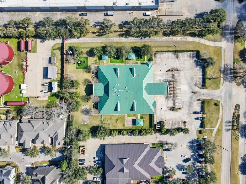 More Photos Of 20417 S University Blvd, Missouri City Schools For Lease