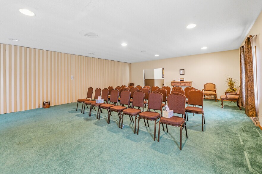 More Photos Of 181 S Main St, Markesan Office Residential For Sale