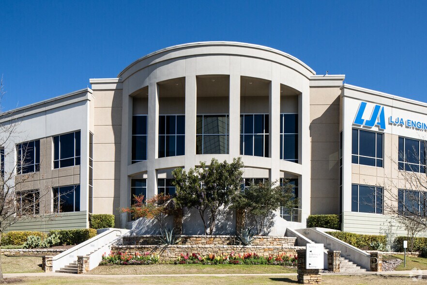 More Photos Of 7500 Rialto Blvd, Austin Unknown For Lease