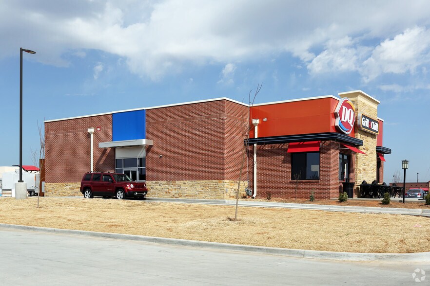 More Photos Of 2301 S Telephone Rd, Moore Fast Food For Lease