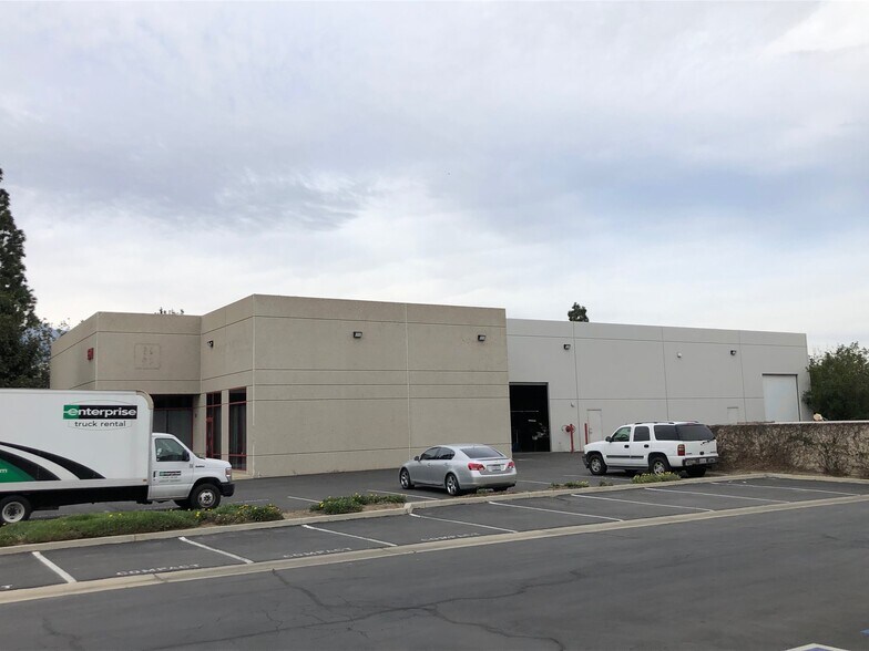 More Photos Of 1511 S Vineyard Ave, Ontario Warehouse For Lease