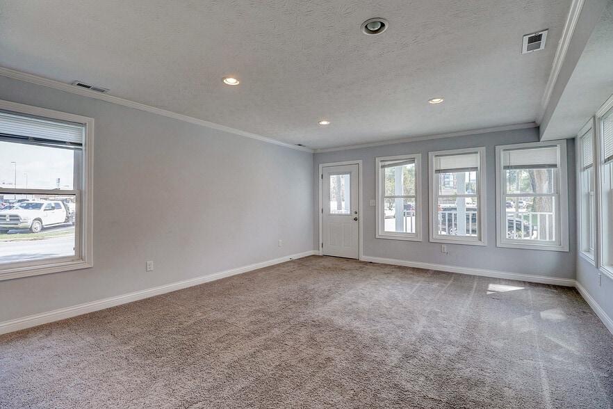 More Photos Of , Indianapolis Multifamily For Sale