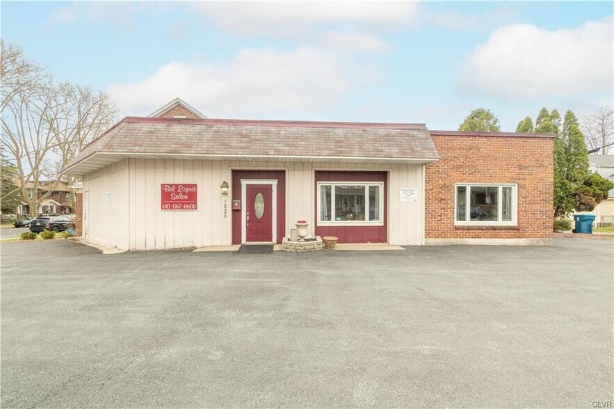 More Photos Of 1225 N New St, Bethlehem General Retail For Sale