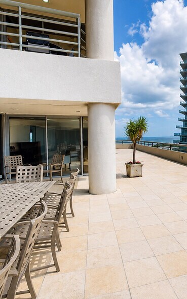 More Photos Of 2665 S Bayshore Dr, Coconut Grove Office For Sale