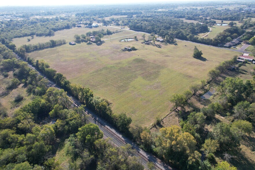 More Photos Of TBD Main St, Sulphur Springs Land For Sale