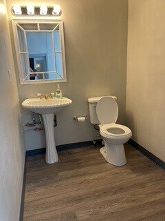 More Photos Of 1111 E Shady Grove Rd, Irving Freestanding For Sale