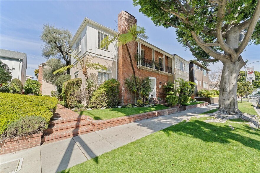 More Photos Of 9741-9747 W Olympic Blvd, Beverly Hills Apartments For Sale