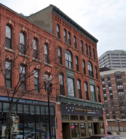 More Photos Of 212 7th St E, Saint Paul Apartments For Sale