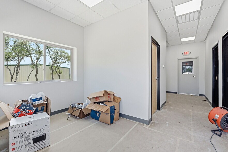 More Photos Of 7748 E US Highway 290, Johnson City Warehouse For Sale