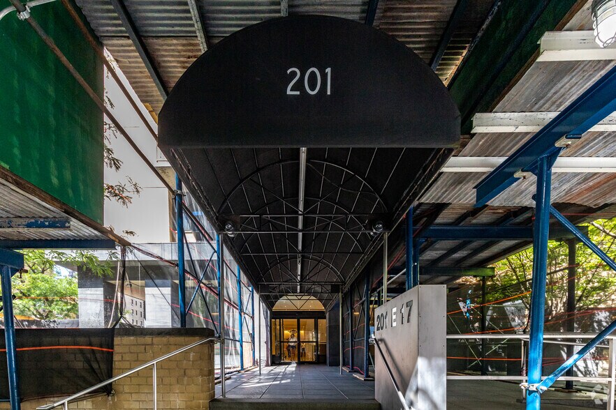 More Photos Of 187-203 Third Ave, New York Apartments For Lease