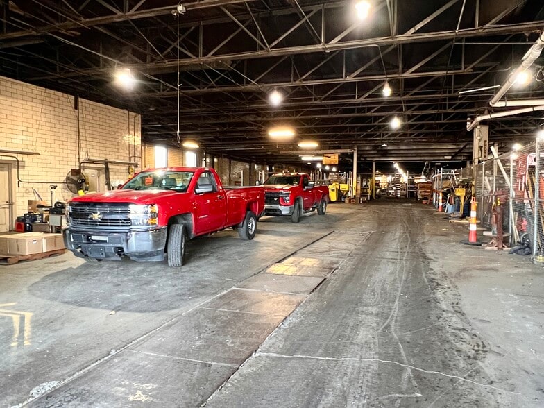 More Photos Of 1700 Island Ave, Pittsburgh Warehouse For Lease