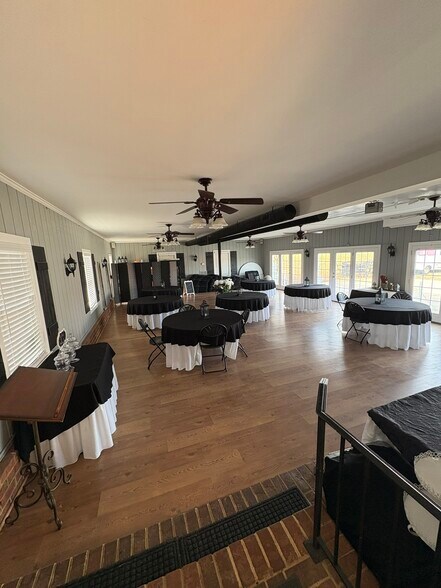 More Photos Of 105 Marshland Ln, Greer Hospitality For Sale