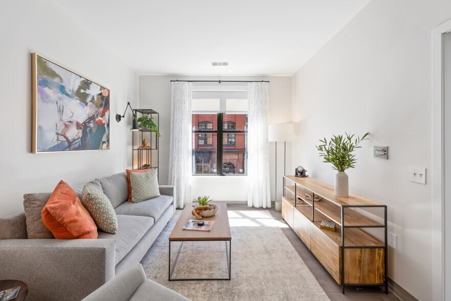 More Photos Of 125 Clifford St, Providence Apartments For Lease