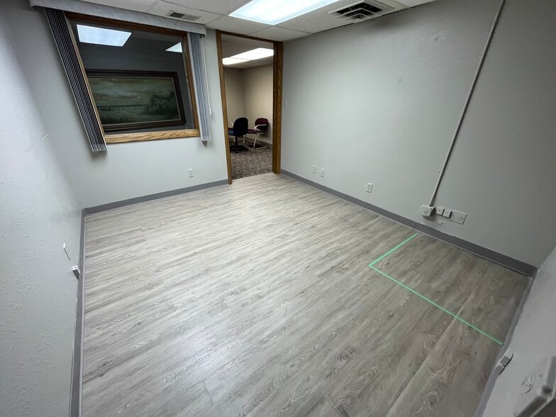 More Photos Of 811 E Saint Andrew St, Rapid City Medical For Lease