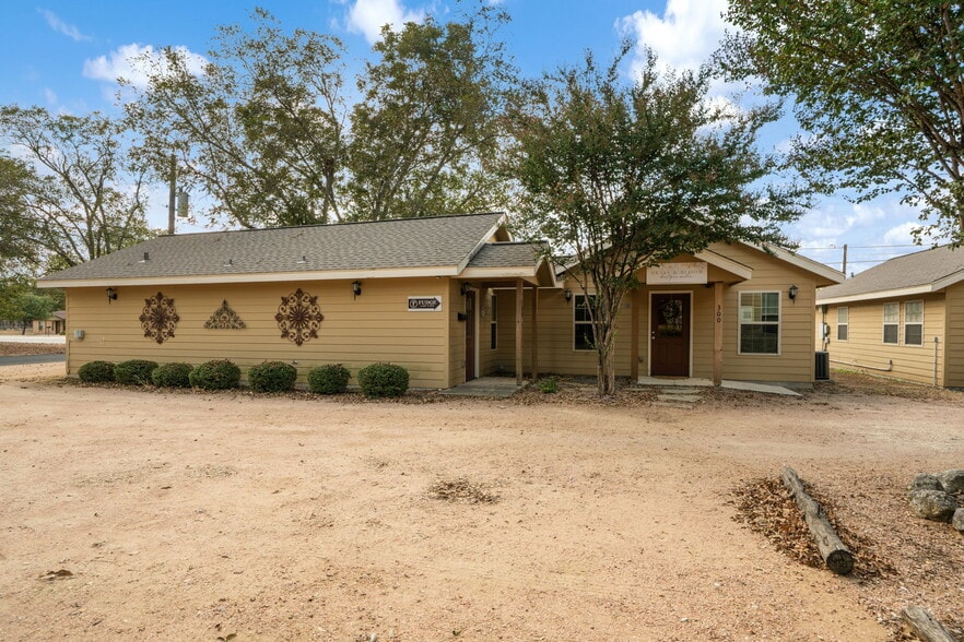 Primary Photo Of , Boerne Unknown For Sale