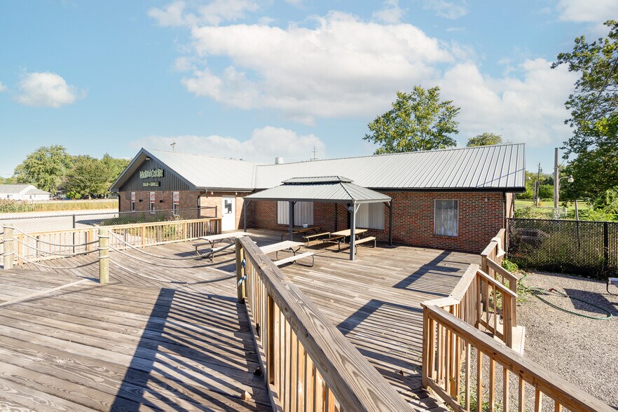 More Photos Of 103 IL-53, Braceville Restaurant For Sale
