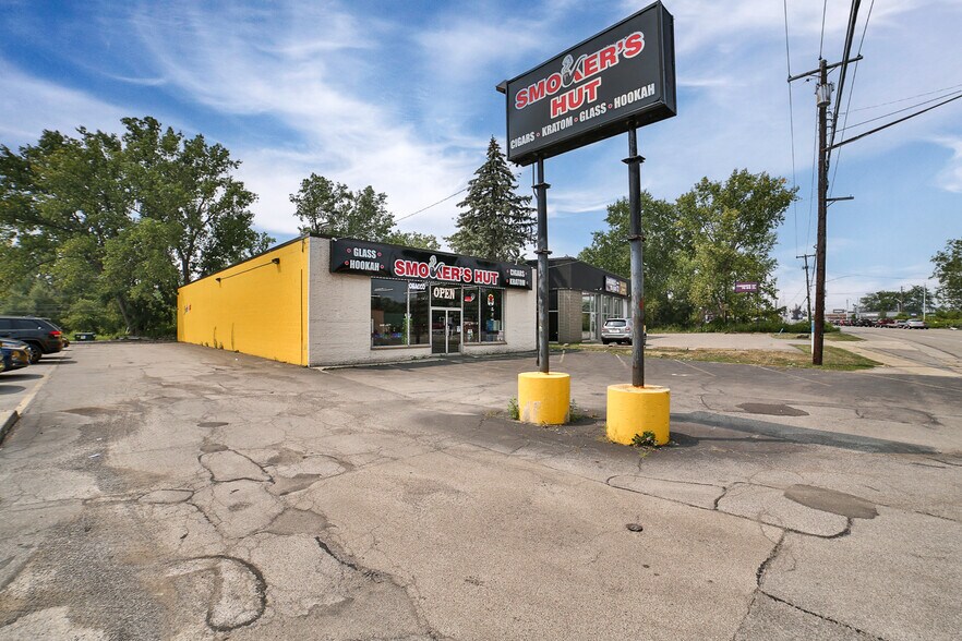 More Photos Of 3001 Ridge Rd, Buffalo Freestanding For Sale