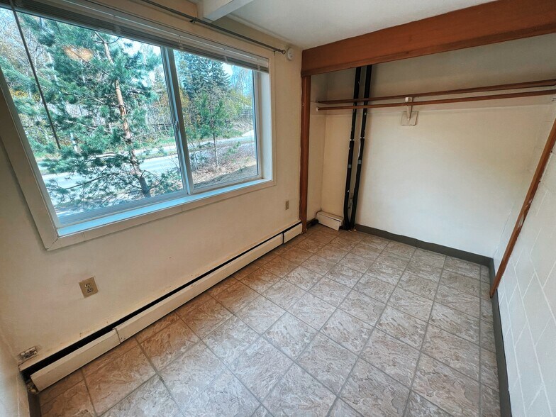 More Photos Of 2204 W Northern Lights Blvd, Anchorage Apartments For Sale