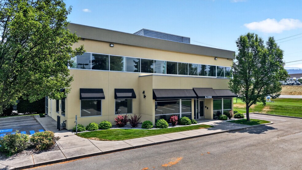 More Photos Of 2208 N Swing Ln, Liberty Lake Medical For Lease