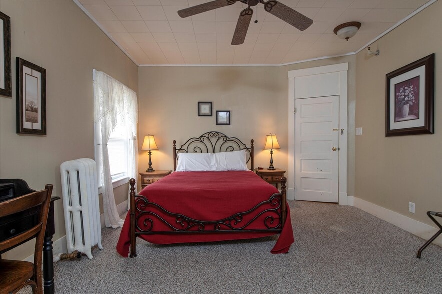 More Photos Of 40 The Common, Chester Hotel For Sale