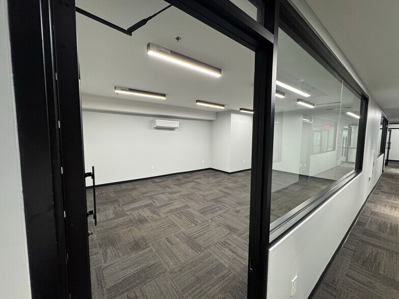 More Photos Of 152 Post Ave, New York General Retail For Sale