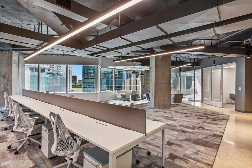 More Photos Of 1221 Brickell Ave, Miami Office For Lease