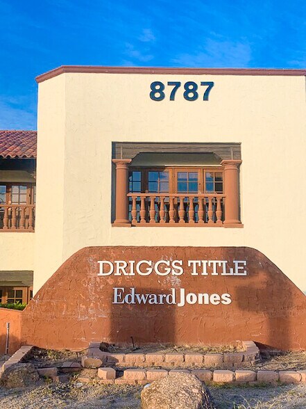 More Photos Of 8787 E Pinnacle Peak Rd, Scottsdale Office For Lease