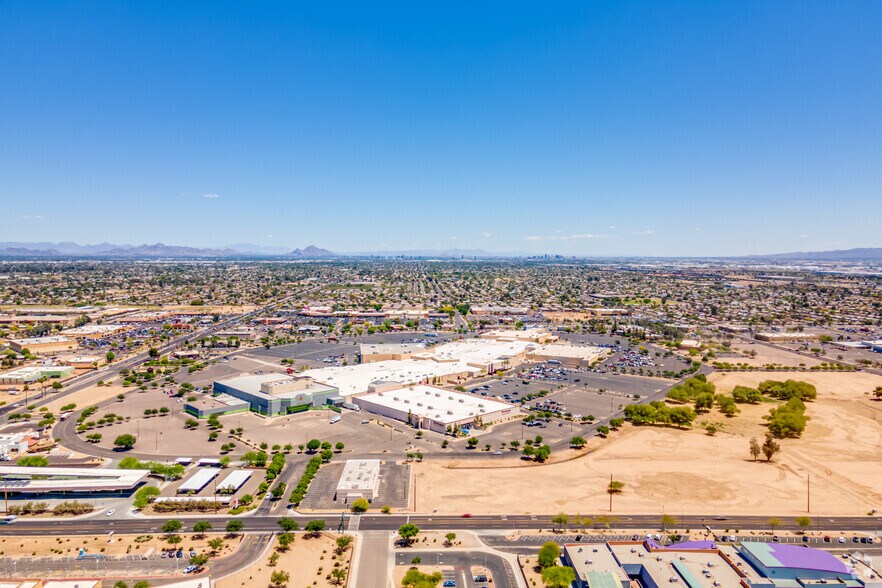 More Photos Of 7611 W Thomas Rd, Phoenix General Retail For Sale