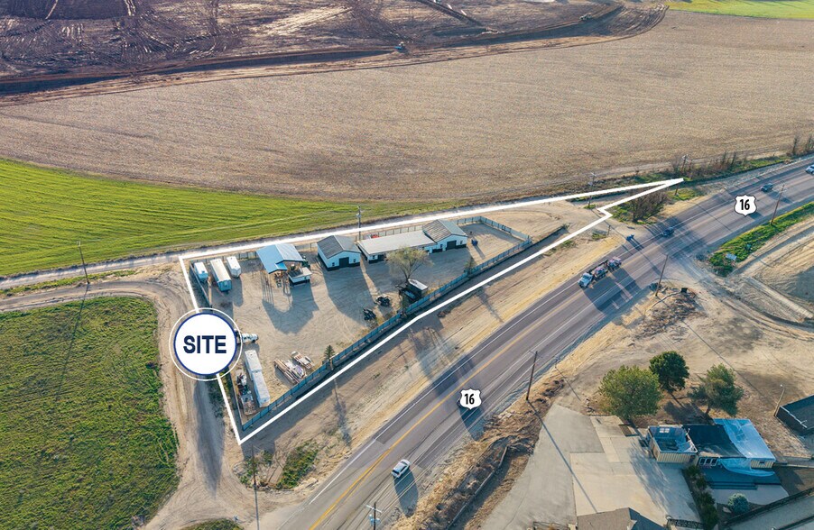 Primary Photo Of 3744 Highway 16, Eagle Land For Lease