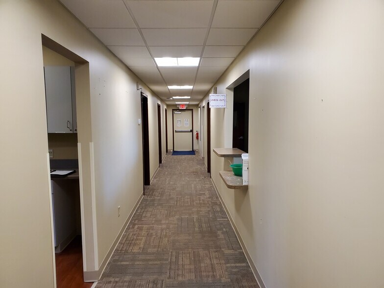More Photos Of 11115-11119 Lima Rd, Fort Wayne Medical For Lease