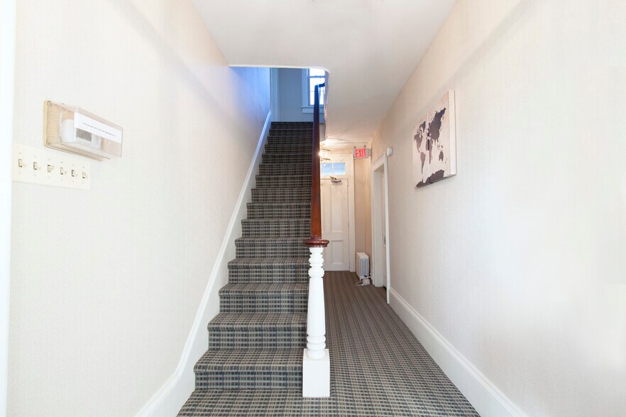 More Photos Of 719 US Highway 206, Hillsborough Medical For Lease