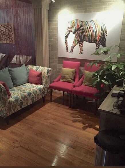 More Photos Of 4 W 28th St, New York Apartments For Lease