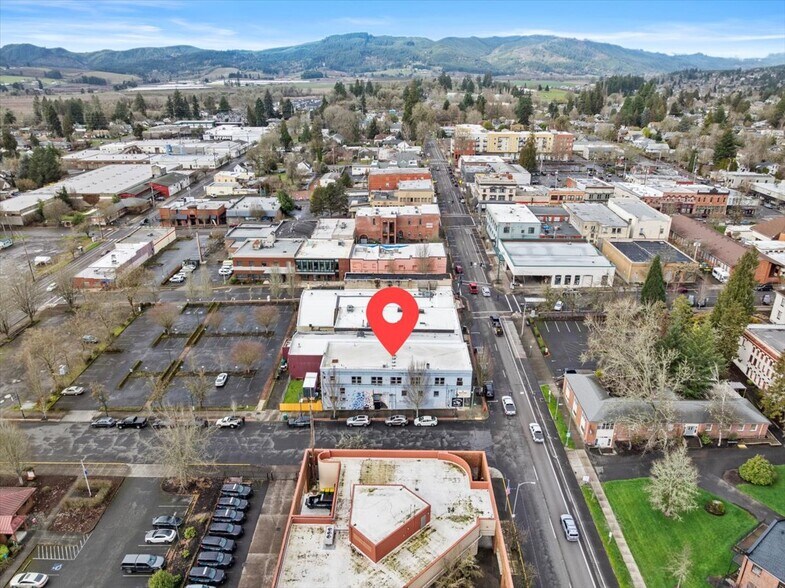 More Photos Of 2038 Pacific Ave, Forest Grove Storefront Retail Office For Sale