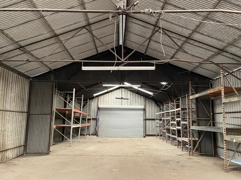 More Photos Of 1520 La Salle Ave, Waco Manufacturing For Lease