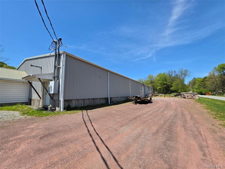 More Photos Of 295 Jeffersonville North Branch Rd, Jeffersonville Industrial For Sale