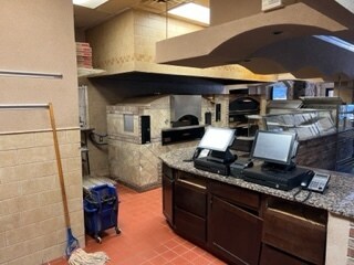 More Photos Of 321 Broadway, Hillsdale Freestanding For Lease