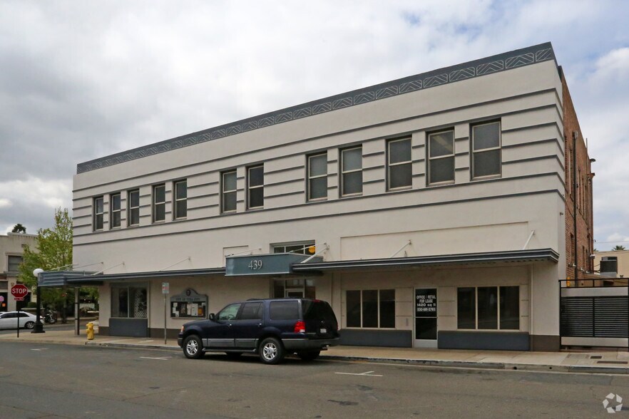 More Photos Of 439 Center St, Yuba City Office For Lease