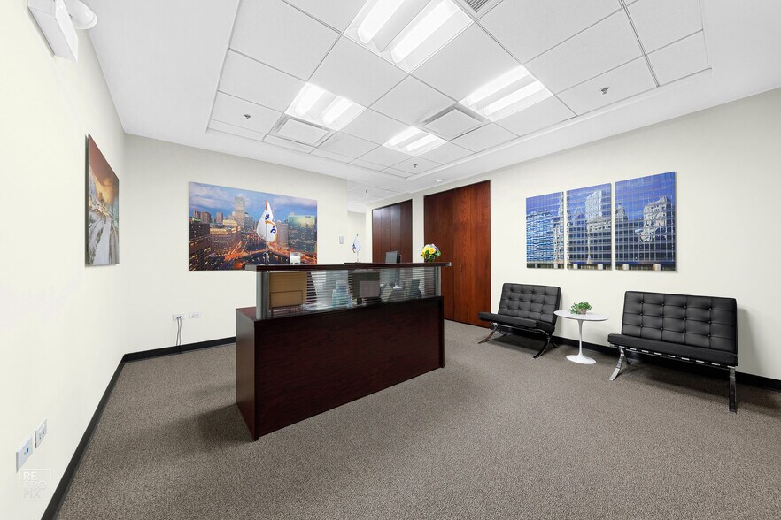 More Photos Of 1 Walker Ave, Clarendon Hills Office For Lease