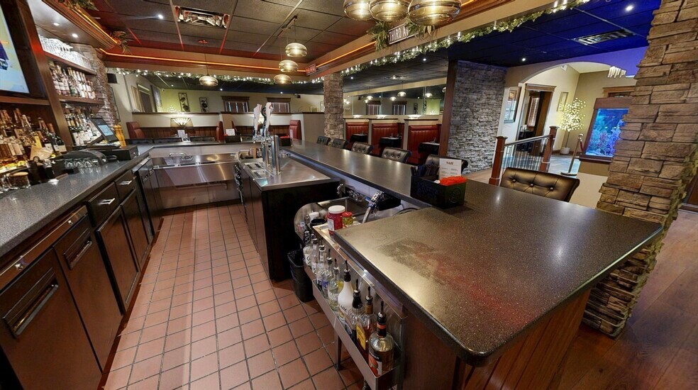 More Photos Of 1509 3rd Ave, Huntington Specialty For Sale