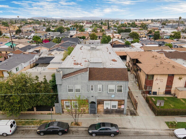 More Photos Of 722 S Ford Blvd, Los Angeles Apartments For Sale