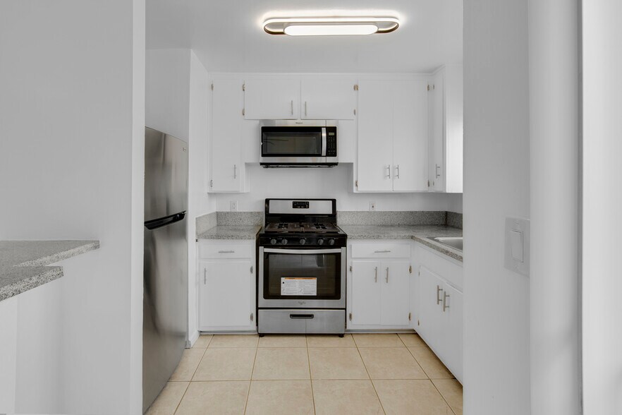 More Photos Of 1936-1938 S Corning St, Los Angeles Apartments For Sale
