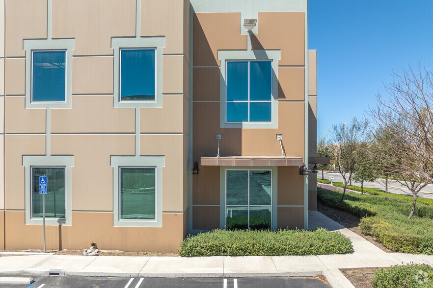 More Photos Of 1645 W Park Ave, Redlands Distribution For Lease