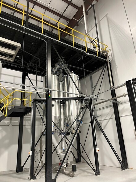 More Photos Of 717 E Industrial Blvd, Pueblo Distribution For Sale