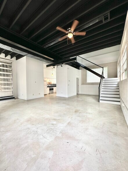 More Photos Of 282 Walker St SW, Atlanta Apartments For Sale