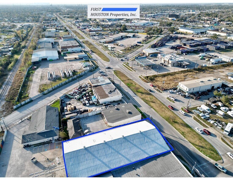 More Photos Of 12778 Market Street Rd, Houston Service For Lease