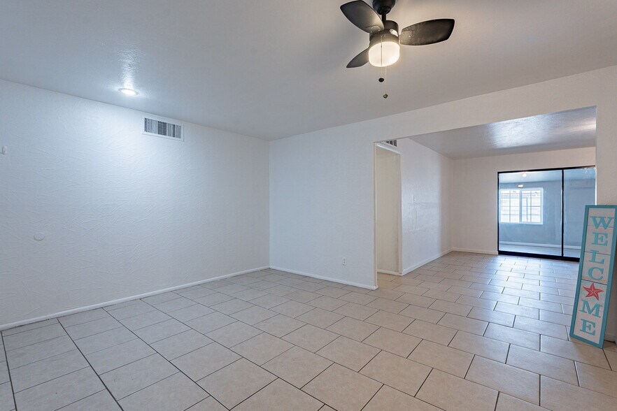 More Photos Of 3115 N 55th Ave, Phoenix Apartments For Sale