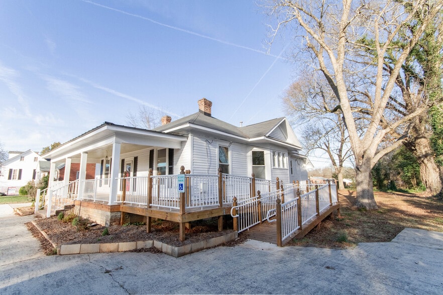 More Photos Of 1530 Ebenezer Rd, Rock Hill Office For Sale